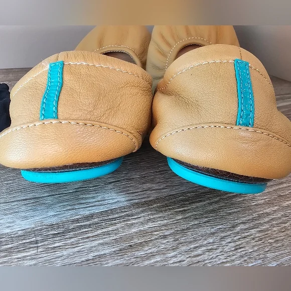 EUC TIEKS CAMEL LEATHER BALLET FLATS SIZE 7 - Picture 5 of 8